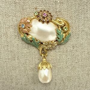 Joan Rivers Victorian Art Nouveau Daisy Flower Drop Dangle Pearl Brooch